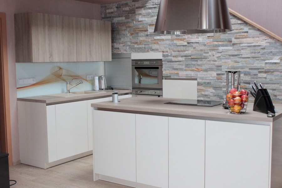 Na u0161e realizace Kuchyn u011b kombinované KYDL u00cd u010cEK Kuchy u0148ské studio Plze u0148 Na u0161e realizace Kuchyn u011b kombinované KYDL u00cd u010cEK Kuchy u0148ské studio Plze u0148